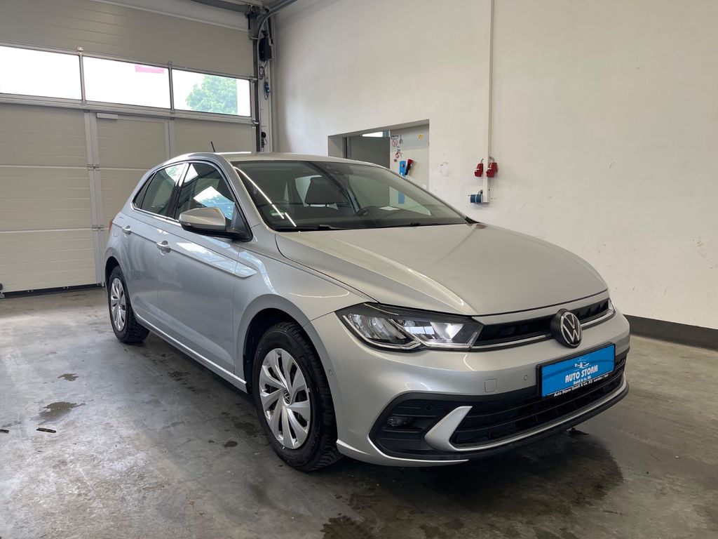 Volkswagen Polo 2023 г. Серебристый, пробег 42400 км