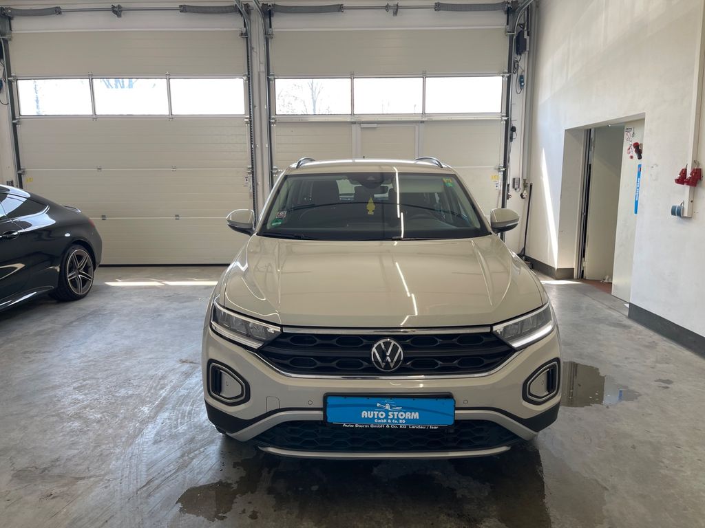 Volkswagen T-Roc 2023 г. Серый, пробег 45000 км