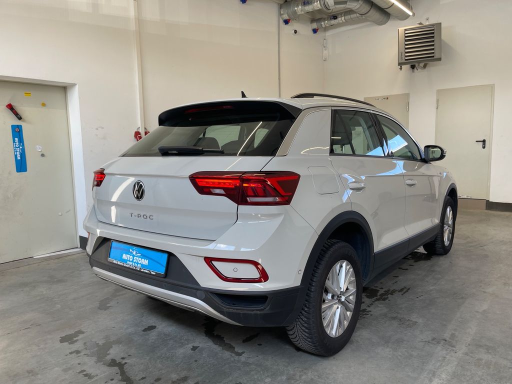 Volkswagen T-Roc 2023 г. Серый, пробег 45000 км