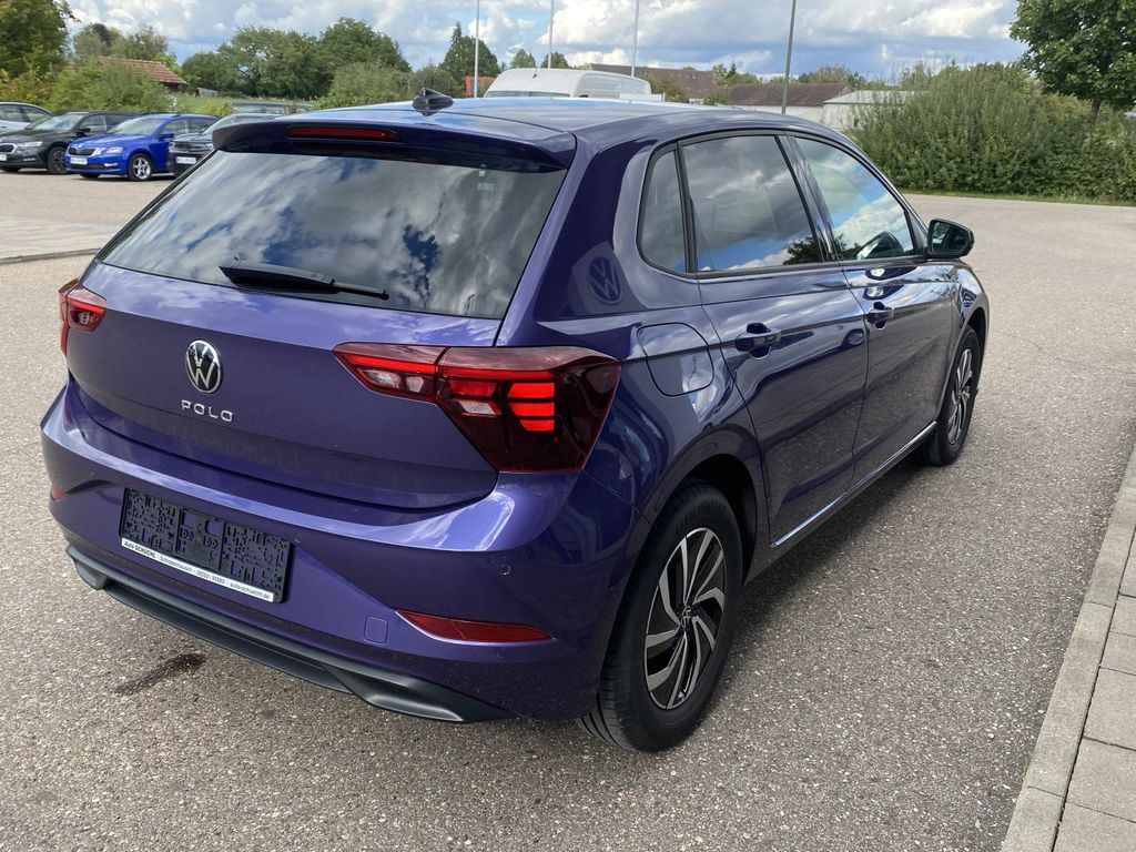Volkswagen Polo 2022 г. Фиолетовый, пробег 28423 км