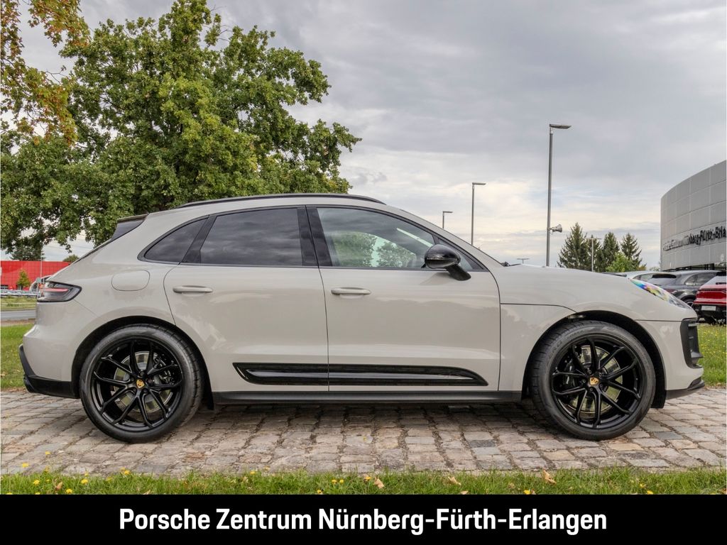 Porsche Macan 2023 г. Белый, пробег 45800 км
