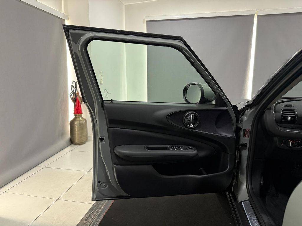 Mini ONE CLUBMAN 2022 г. Серый, пробег 53346 км