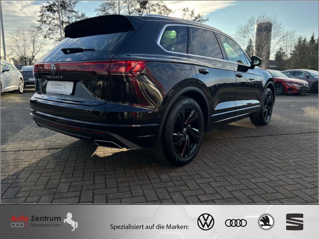 Volkswagen Touareg 2025 г. Коричневый, пробег 14000 км