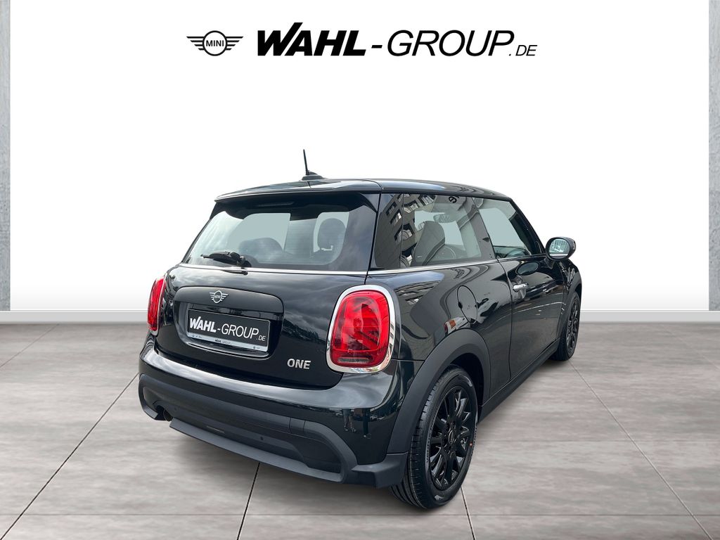 Mini ONE 2022 г. Чёрный, пробег 42684 км