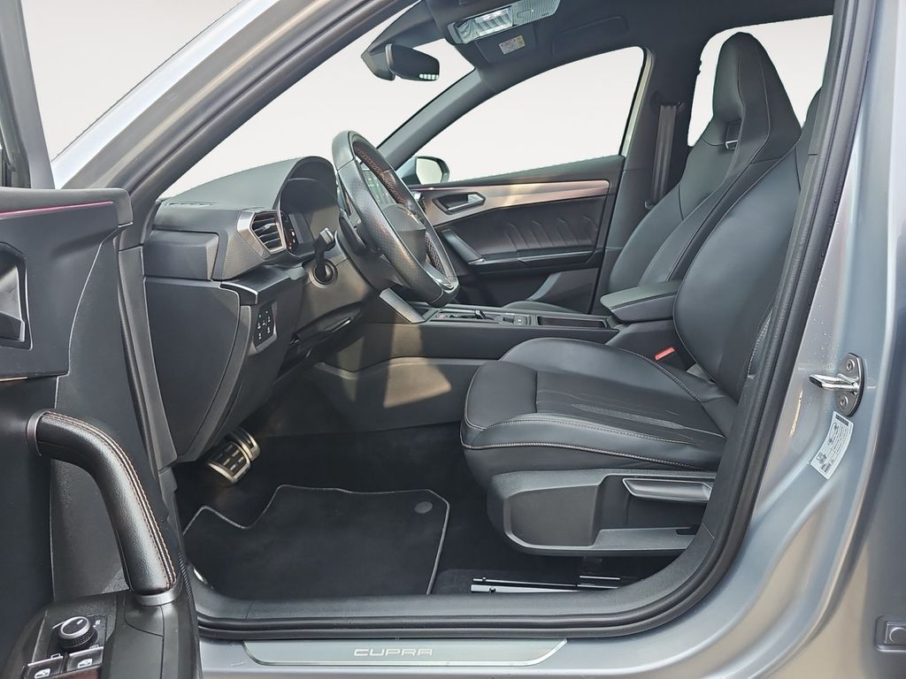 Cupra Leon 2022 г. Серебристый, пробег 46643 км
