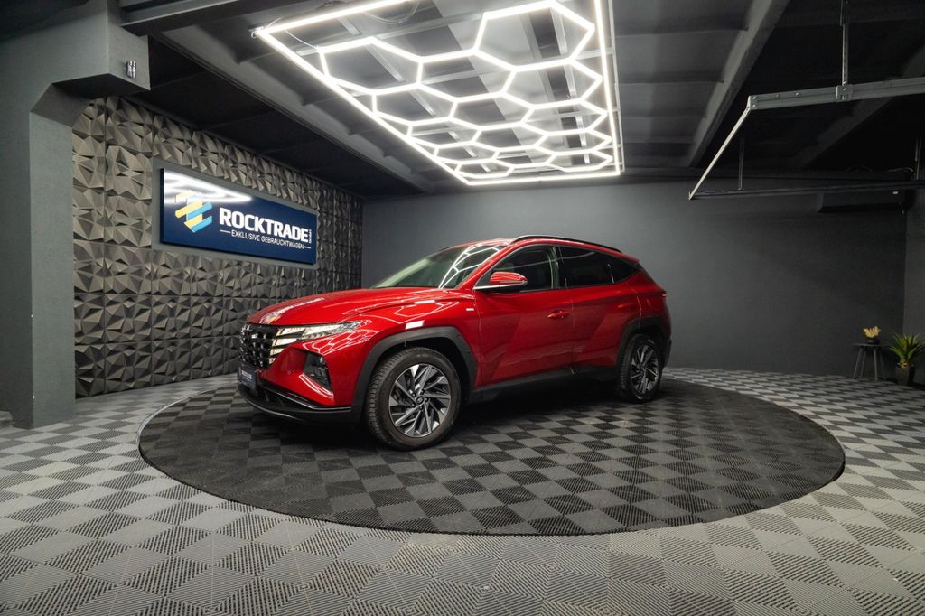 Hyundai Tucson 2022 г. Красный, пробег 49260 км