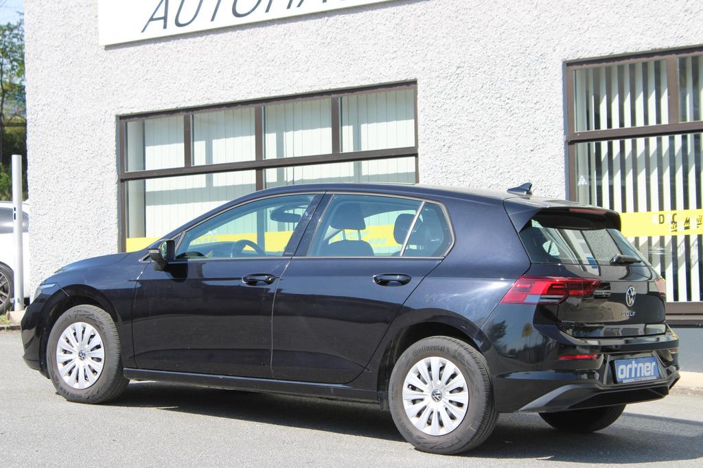 Volkswagen Golf 2021 г. Чёрный, пробег 20638 км