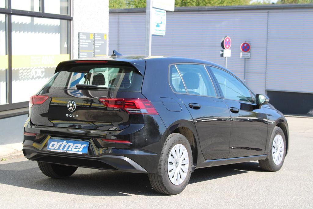 Volkswagen Golf 2021 г. Чёрный, пробег 20638 км