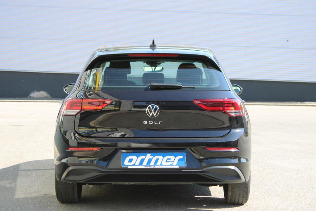 Volkswagen Golf 2021 г. Чёрный, пробег 20638 км