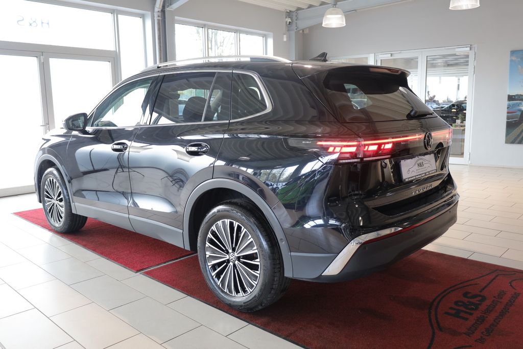 Volkswagen Tiguan 2025 г. Чёрный, пробег 42455 км