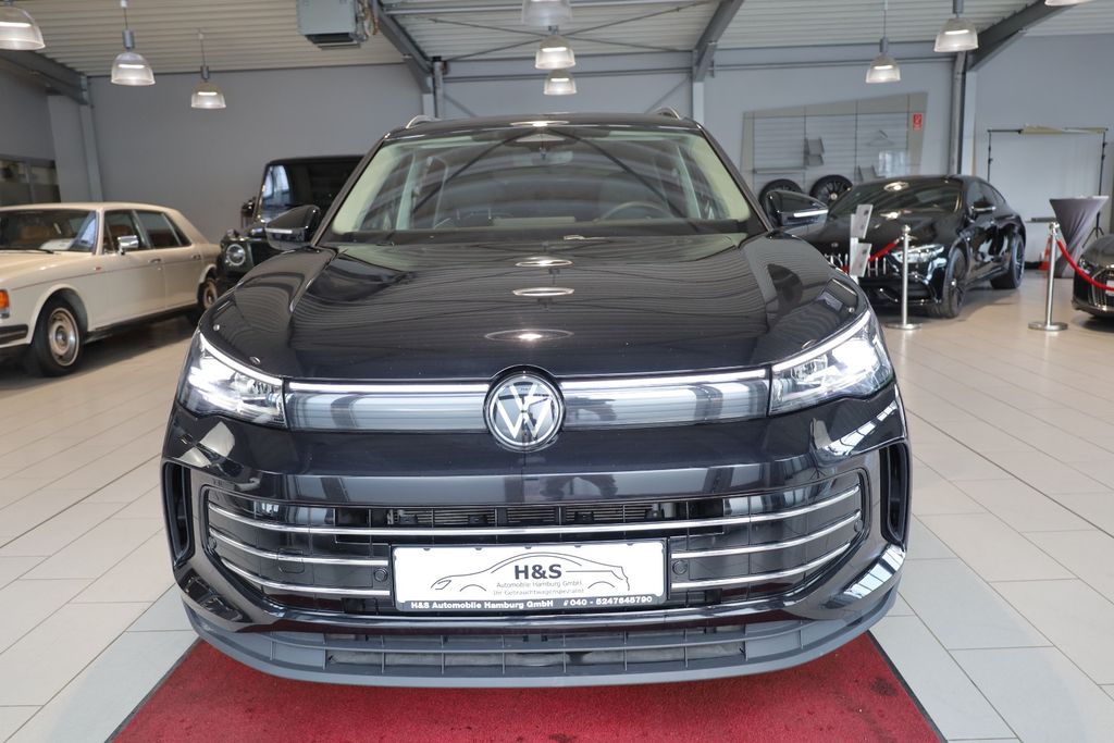 Volkswagen Tiguan 2025 г. Чёрный, пробег 42455 км