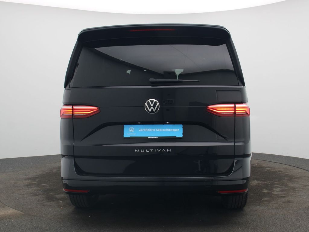 Volkswagen T7 MULTIVAN 2023 г. Чёрный, пробег 60000 км