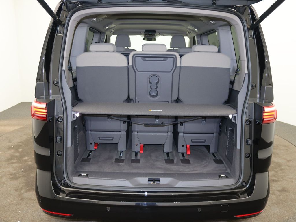 Volkswagen T7 MULTIVAN 2023 г. Чёрный, пробег 60000 км