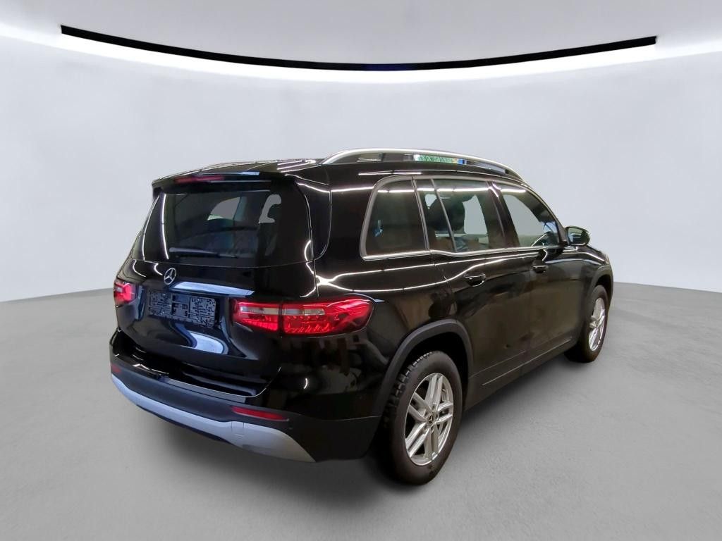 Mercedes-Benz GLB 200 2022 г. Чёрный, пробег 39998 км
