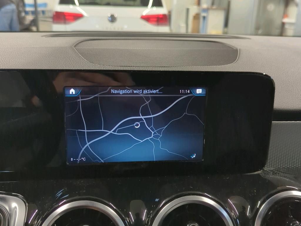 Mercedes-Benz GLB 200 2022 г. Чёрный, пробег 39998 км