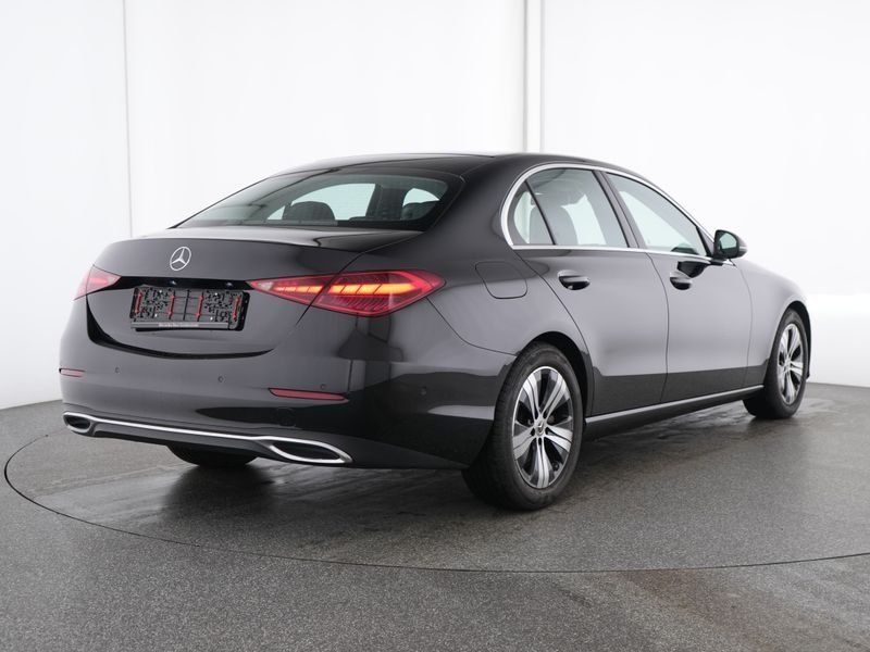 Mercedes-Benz C 180 2025 г. Чёрный, пробег 26488 км