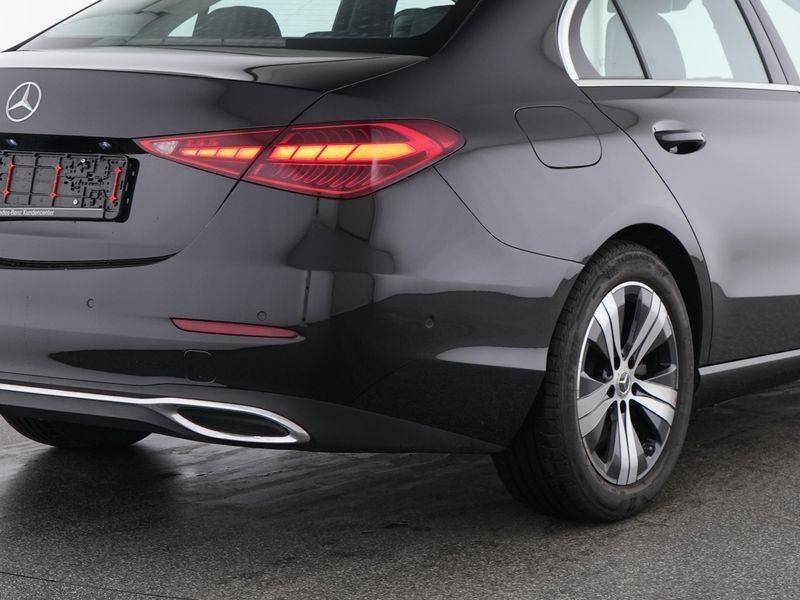 Mercedes-Benz C 180 2025 г. Чёрный, пробег 26488 км