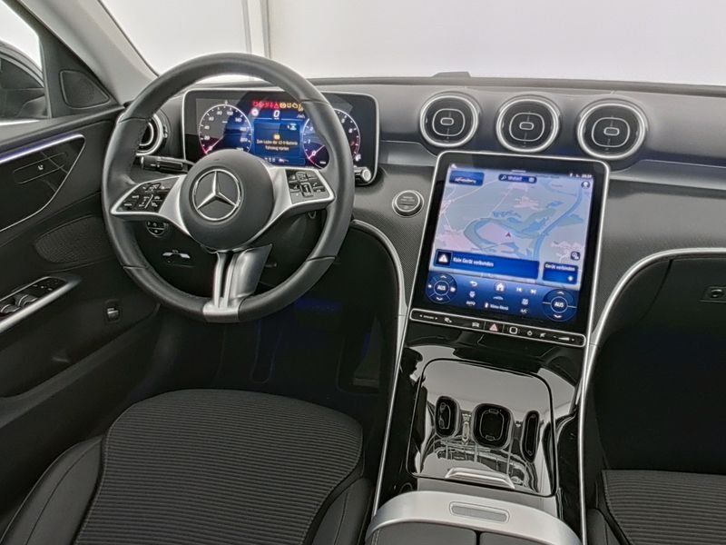Mercedes-Benz C 180 2025 г. Чёрный, пробег 26488 км