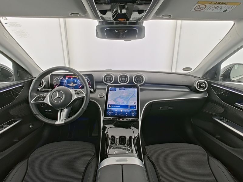 Mercedes-Benz C 180 2025 г. Чёрный, пробег 26488 км