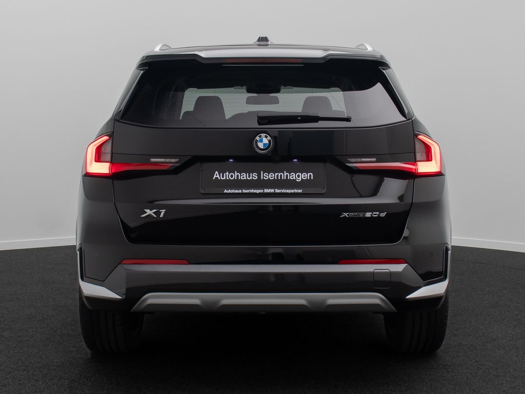 BMW X1 2023 г. Чёрный, пробег 48951 км