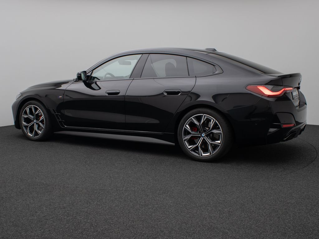 BMW M440 2023 г. Чёрный, пробег 38455 км