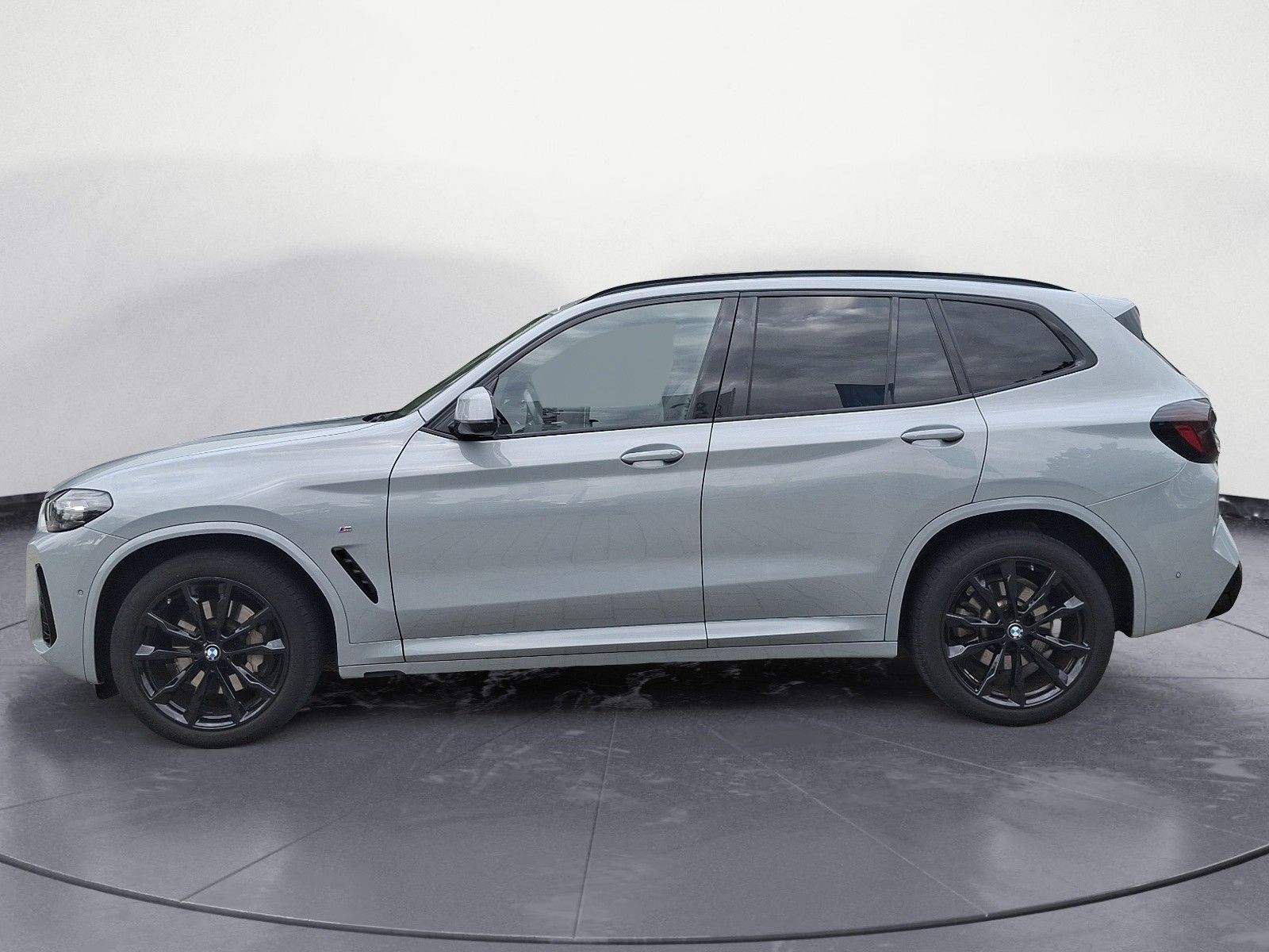 BMW X3 2023 г. Серый, пробег 57494 км