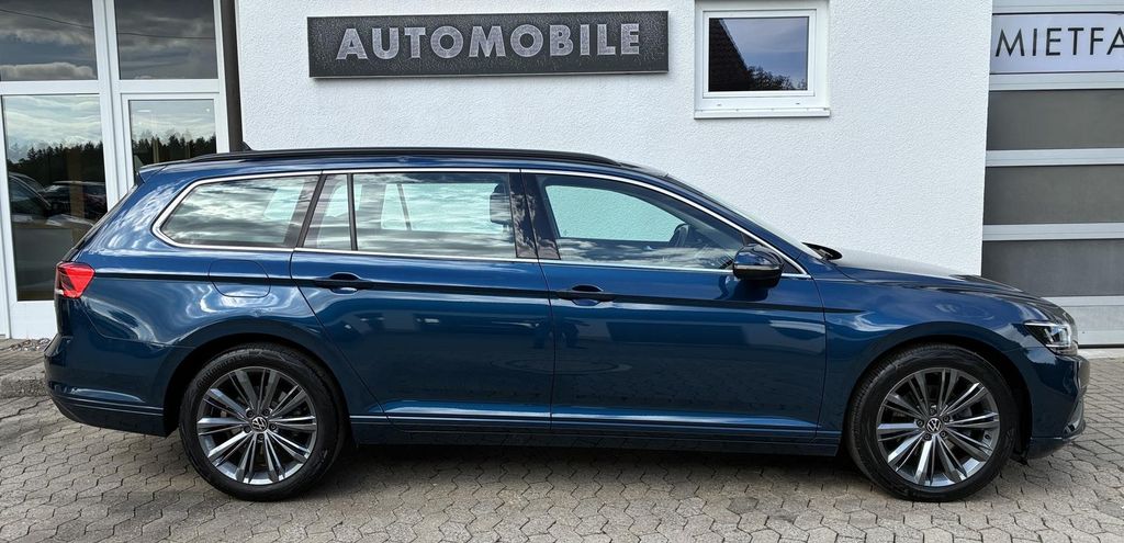 Volkswagen PASSAT VARIANT 2023 г. Синий, пробег 57300 км