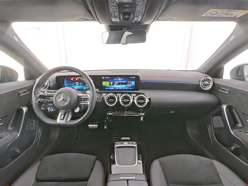 Mercedes-Benz CLA 35 AMG 2025 г. Чёрный, пробег 16078 км
