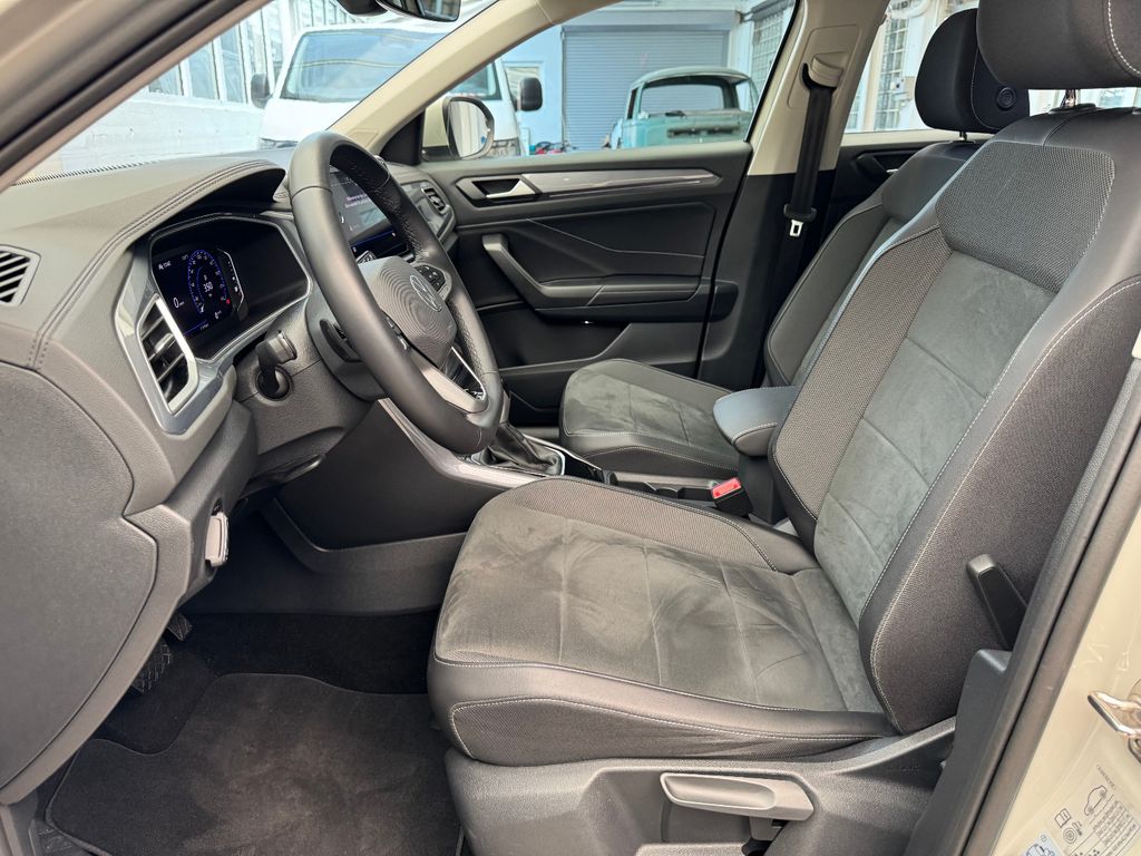 Volkswagen T-Roc 2022 г. Серый, пробег 57701 км
