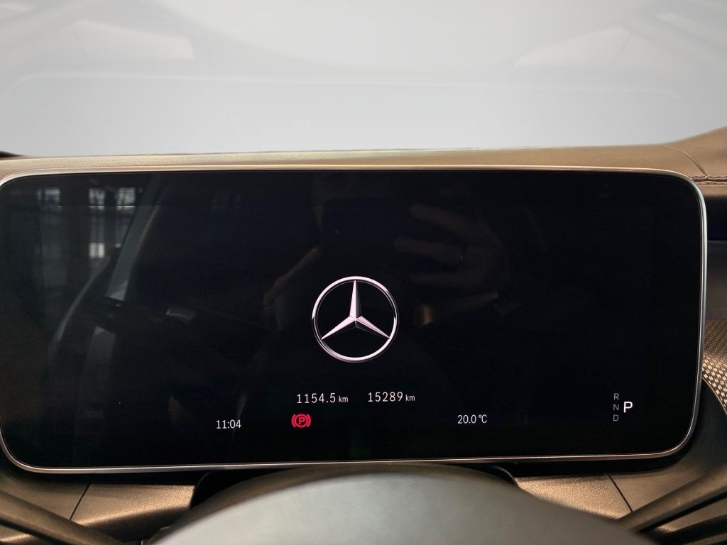 Mercedes-Benz GLC 300 2026 г. Серебристый, пробег 15281 км