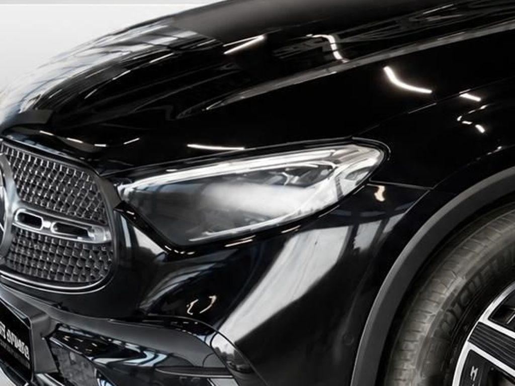 Mercedes-Benz GLC 300 2025 г. Чёрный, пробег 14380 км