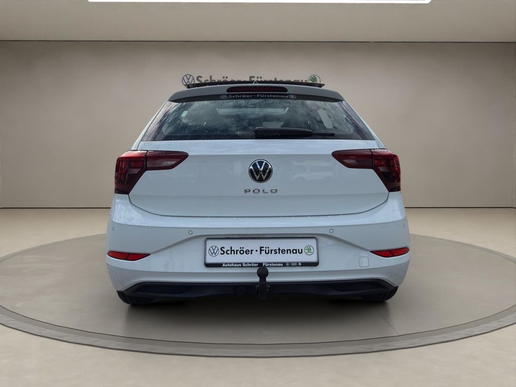 Volkswagen Polo 2022 г. Белый, пробег 41500 км