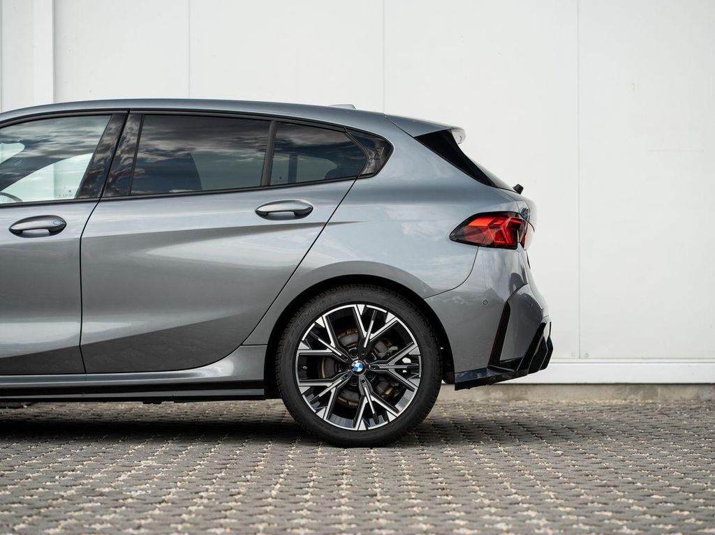 BMW 120 2026 г. Серый, пробег 26390 км