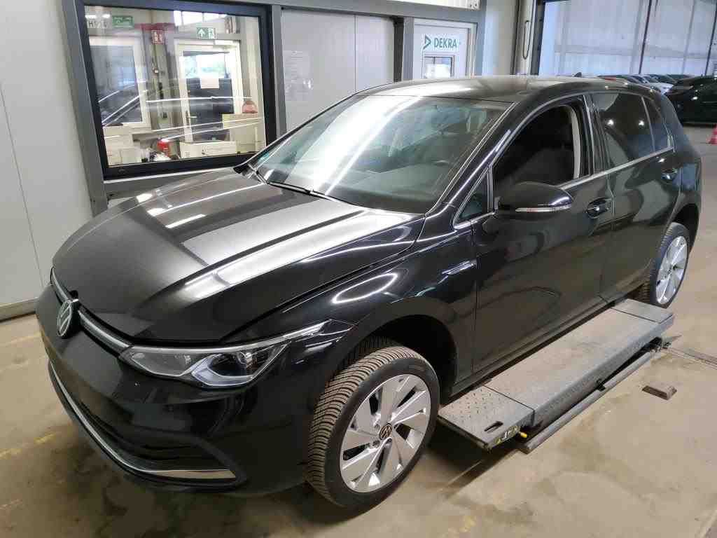 Volkswagen Golf 2024 г. Чёрный, пробег 29809 км