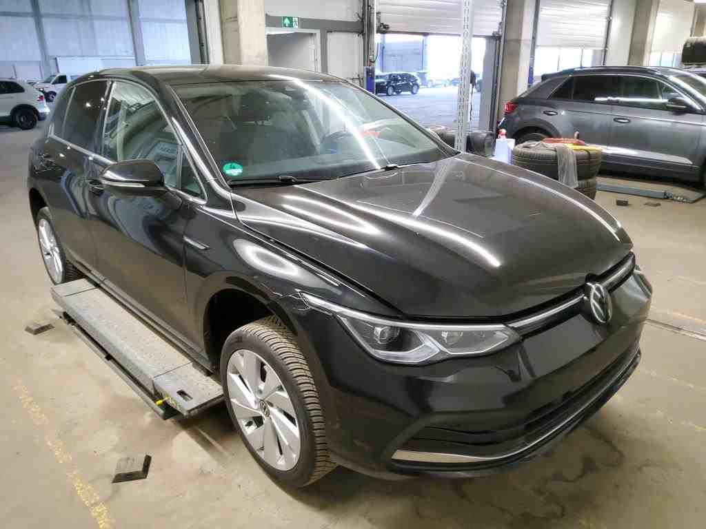 Volkswagen Golf 2024 г. Чёрный, пробег 29809 км
