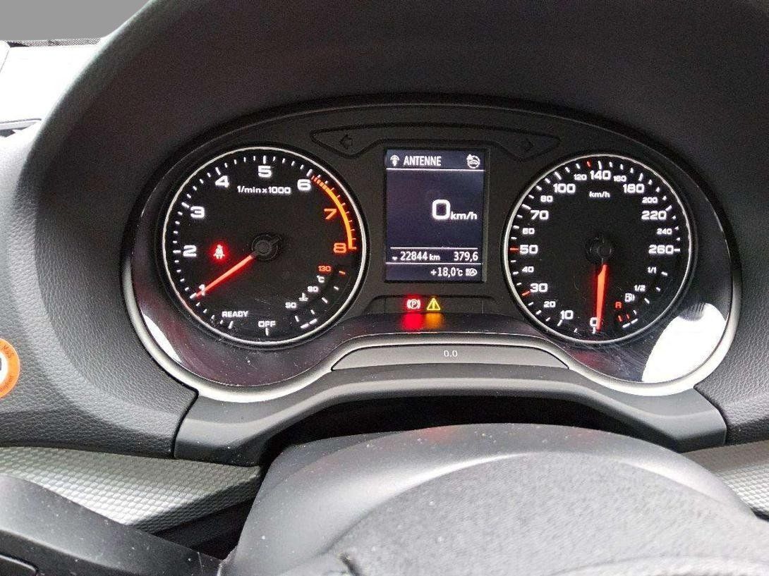Audi Q2 2023 г. Чёрный, пробег 22844 км