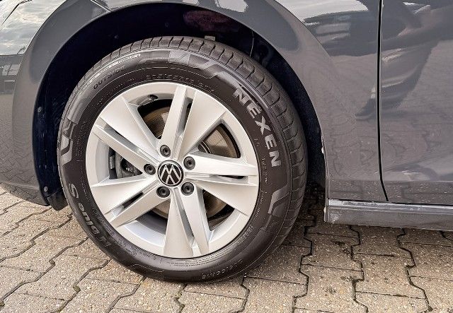 Volkswagen Golf 2021 г. Серый, пробег 41650 км