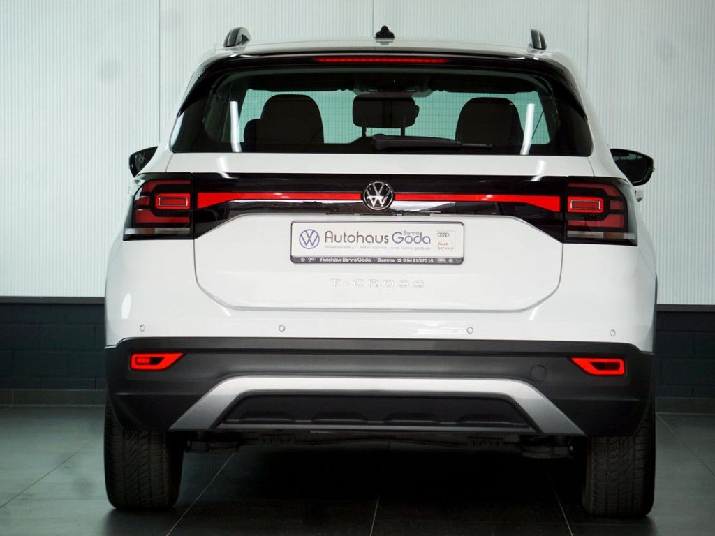 Volkswagen T-Cross 2022 г. Белый, пробег 25866 км