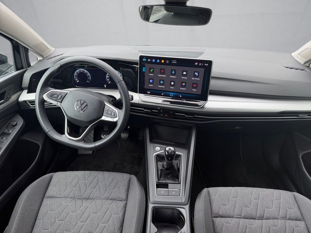 Volkswagen Golf 2025 г. Чёрный, пробег 23099 км