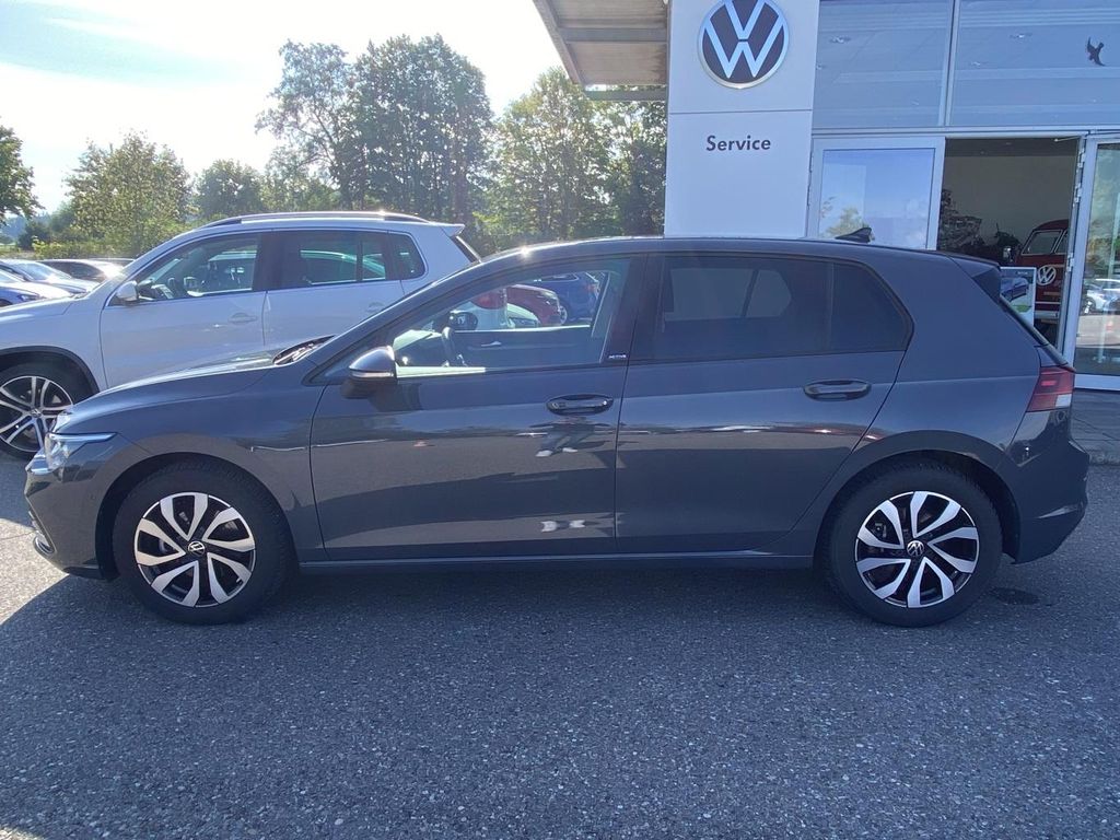 Volkswagen Golf 2023 г. Серый, пробег 41258 км