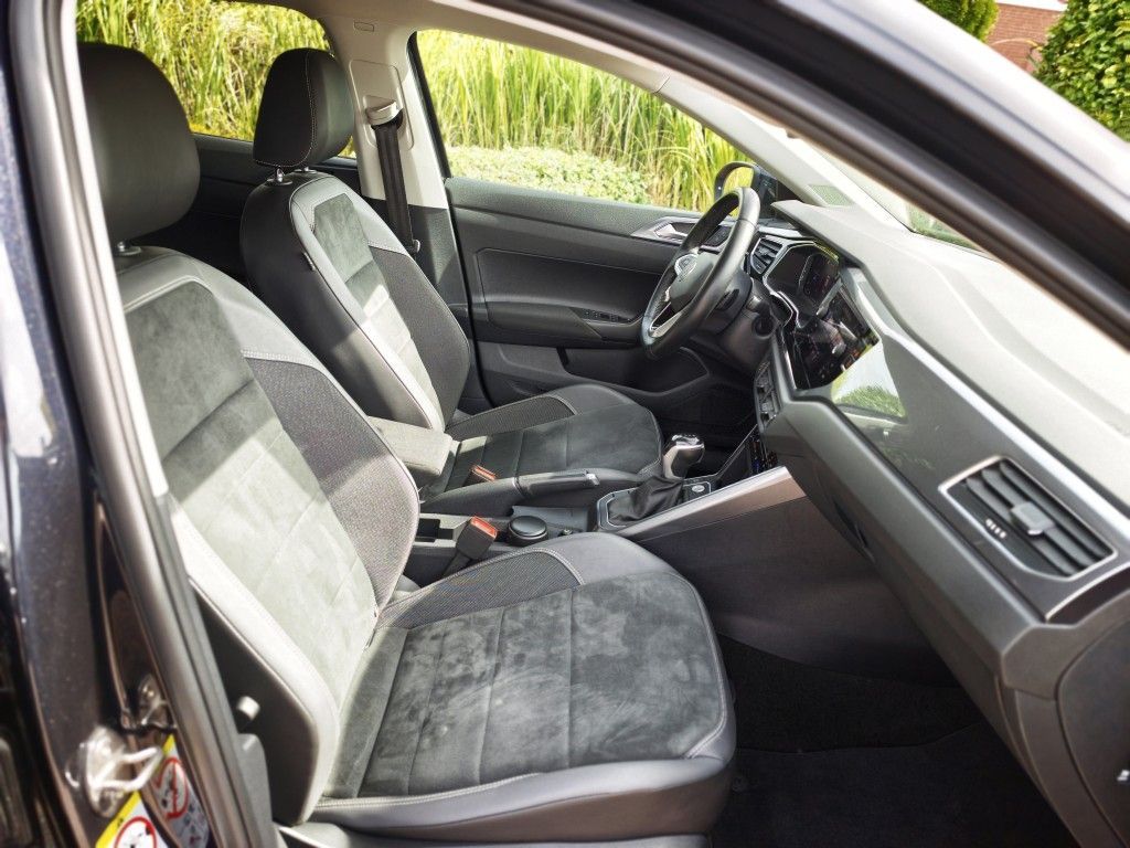 Volkswagen Taigo 2022 г. Чёрный, пробег 36100 км