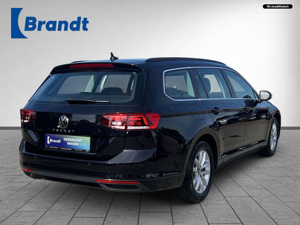 Volkswagen PASSAT VARIANT 2023 г. Чёрный, пробег 57890 км