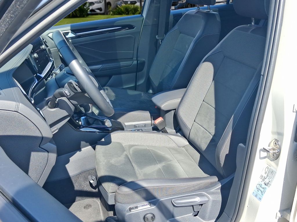 Volkswagen T-Roc 2024 г. Серый, пробег 34643 км
