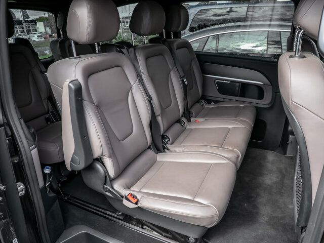 Mercedes-Benz V 300 2023 г. Чёрный, пробег 38999 км