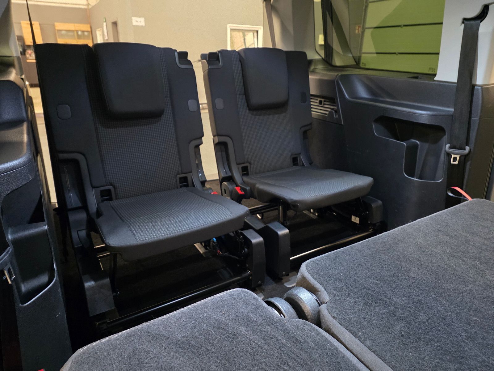 Volkswagen CADDY MAXI 2022 г. Серый, пробег 50793 км