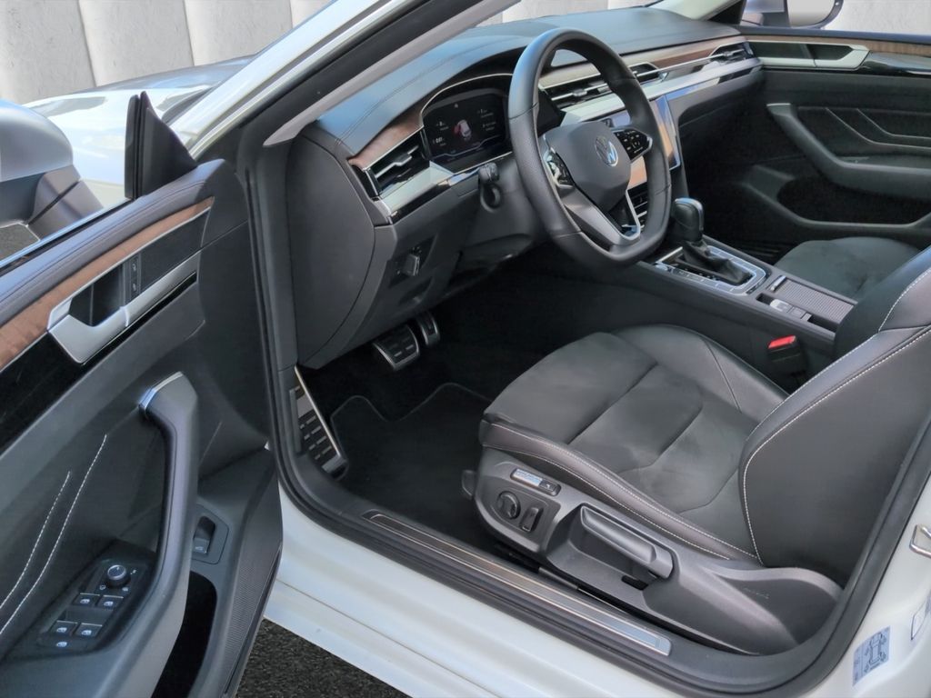 Volkswagen Arteon 2024 г. Белый, пробег 55064 км