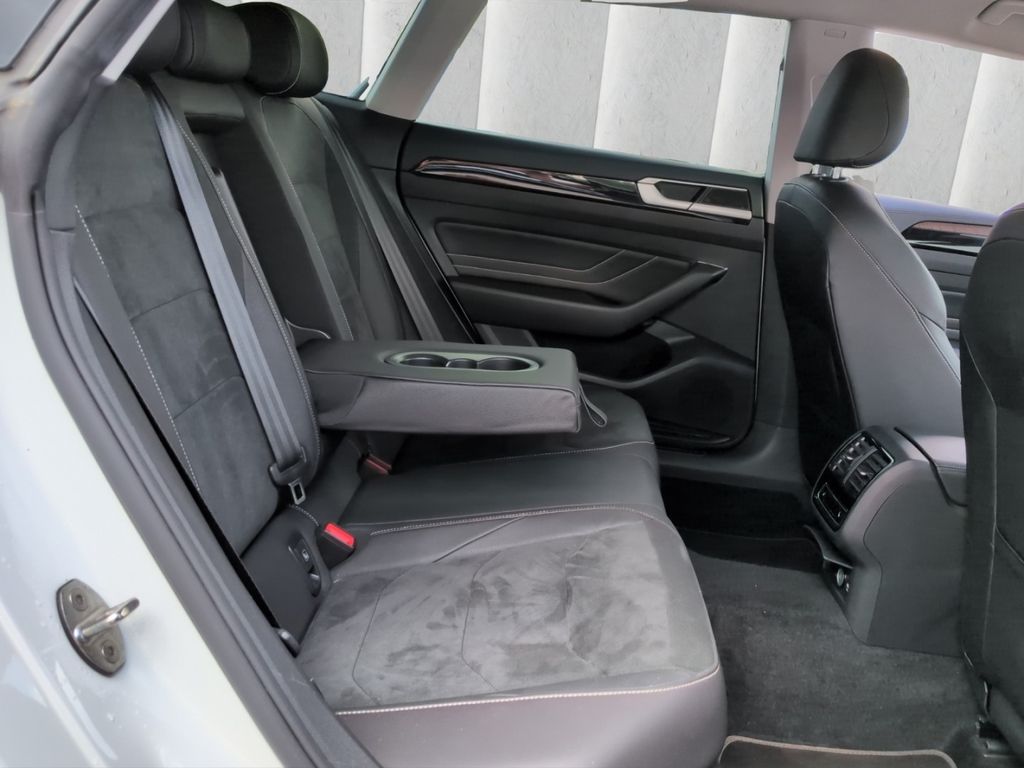 Volkswagen Arteon 2024 г. Белый, пробег 55064 км