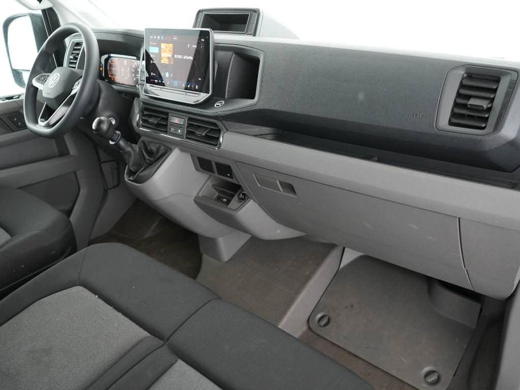 Volkswagen CRAFTER 2025 г. Серый, пробег 44000 км