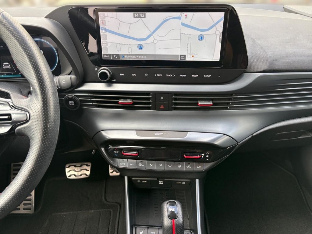 Hyundai i20 2023 г. Серый, пробег 49112 км