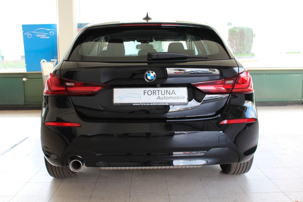 BMW 118 2022 г. Чёрный, пробег 41000 км